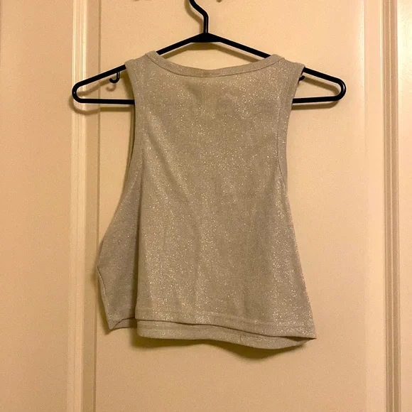 Crop top - Picture 3 of 3